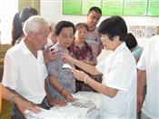 溫州教區(qū)醫(yī)療隊(duì)聯(lián)合樂(lè)清堂區(qū)彩虹家園義工隊(duì)舉行義診活動(dòng)